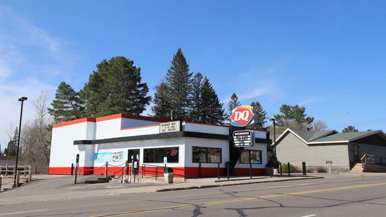 Exterior of Dairy Queen with sign