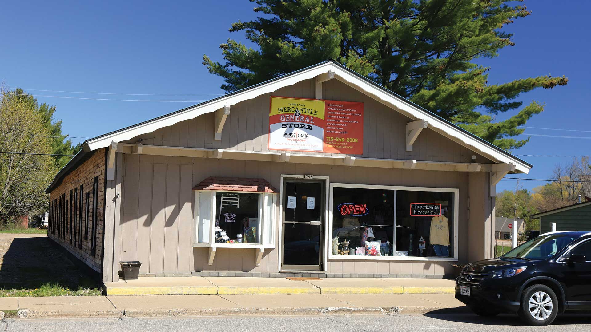 Wooden Ornaments — Twin Lakes General Store