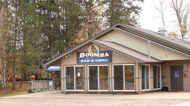 Boomba Bar & Grill exterior building shot