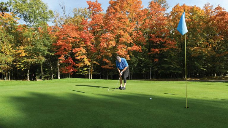 Golfing | Fall Golf at Big Stone Golf Course