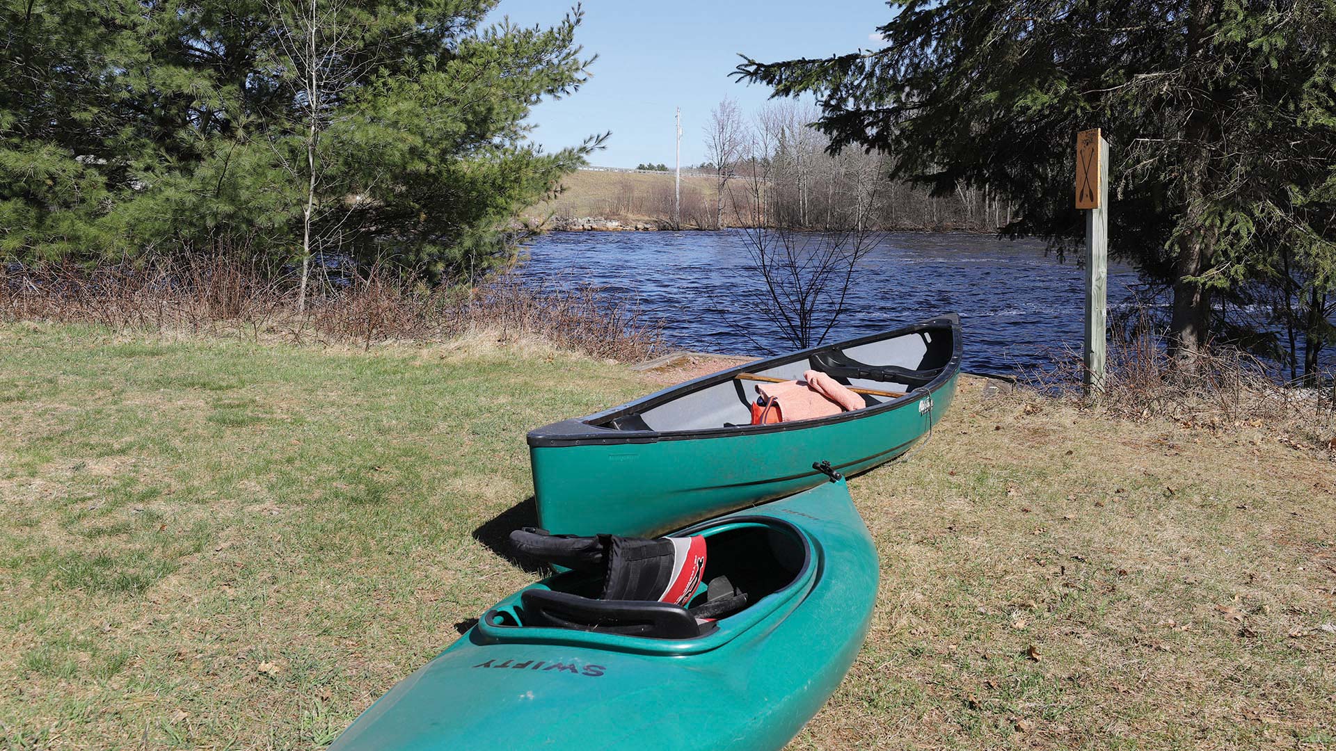 Canoes ready to be put in the water at Rainbow Flowage
