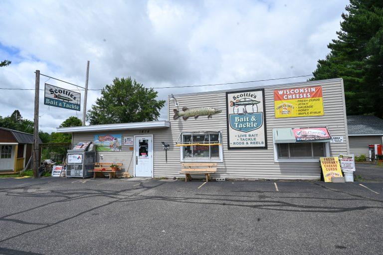 Scottie’s Bait & Tackle | Entrance to Scottie's Bait and Tackle