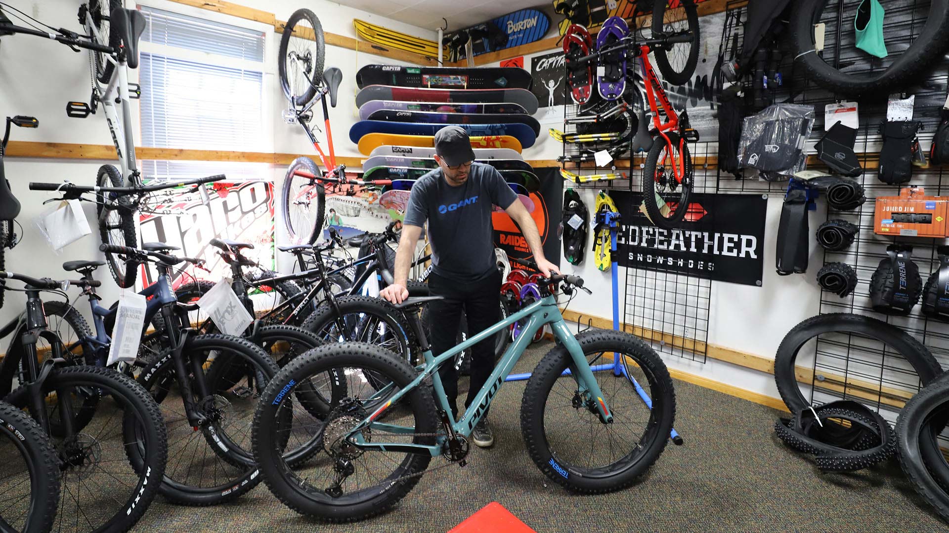 Visit Oneida County’s shops & stores | Bike on display at Bikes N Boards