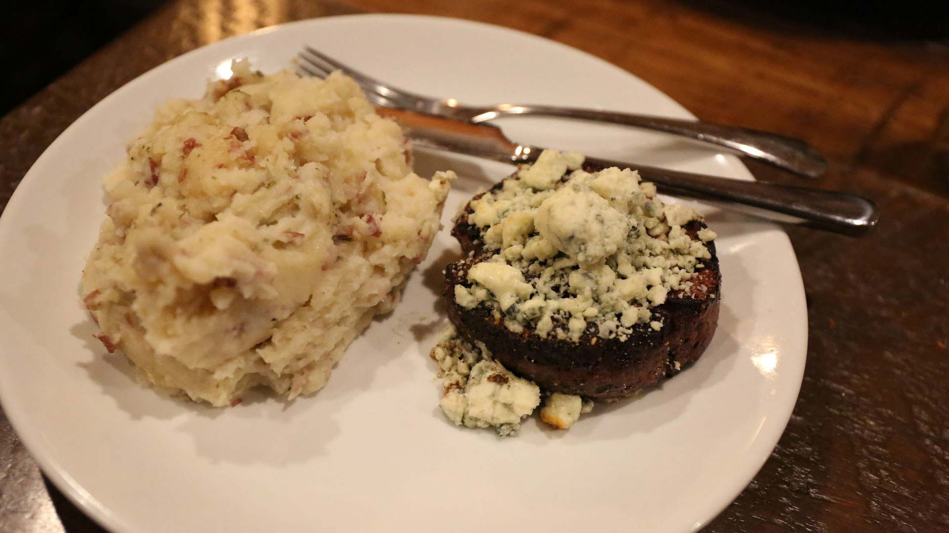 WINTER FUN IN ONEIDA COUNTY | Plated steak and mashed potatoes at Bitters + Bull